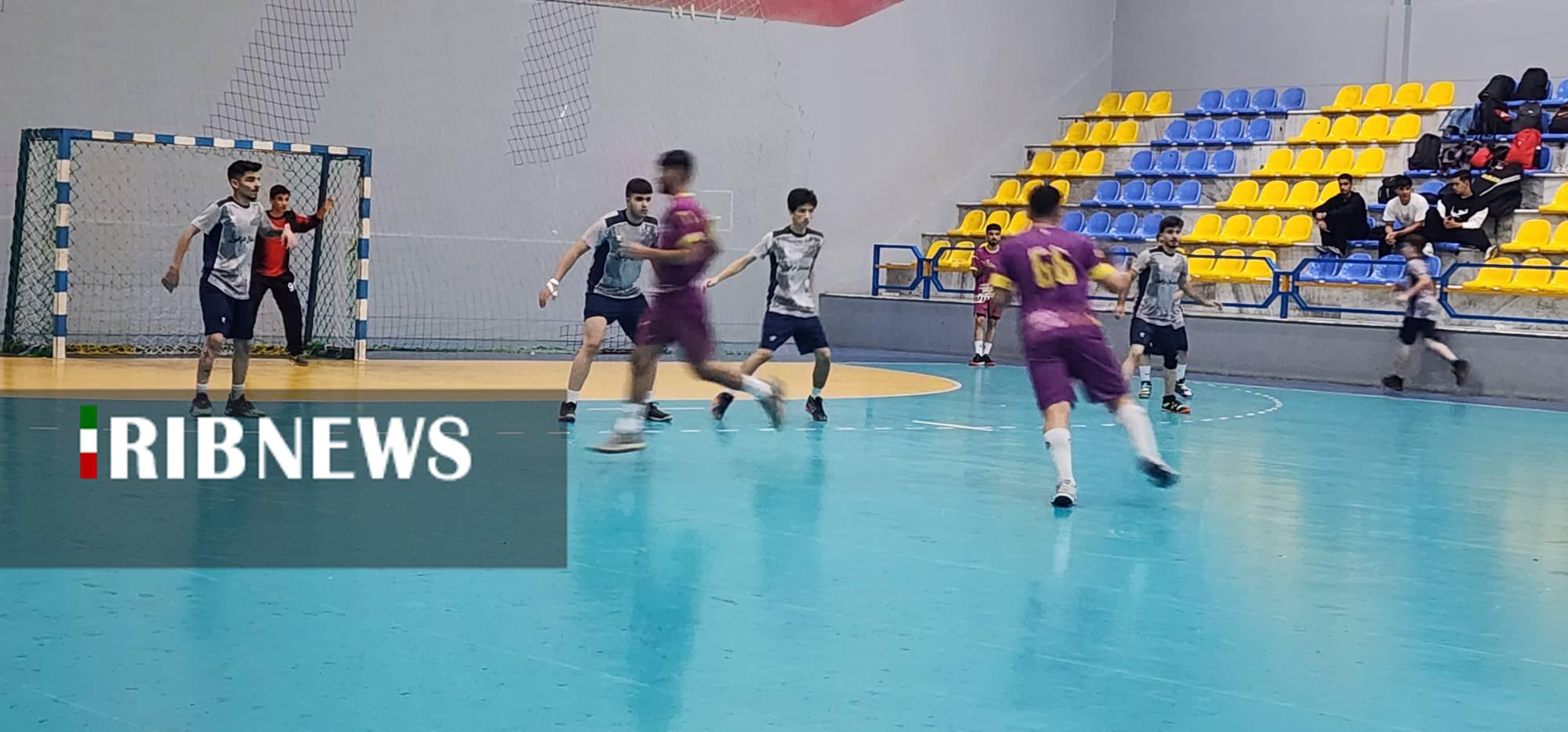 فراز بام خائیز دهدشت صدر نشین لیگ آیندگان